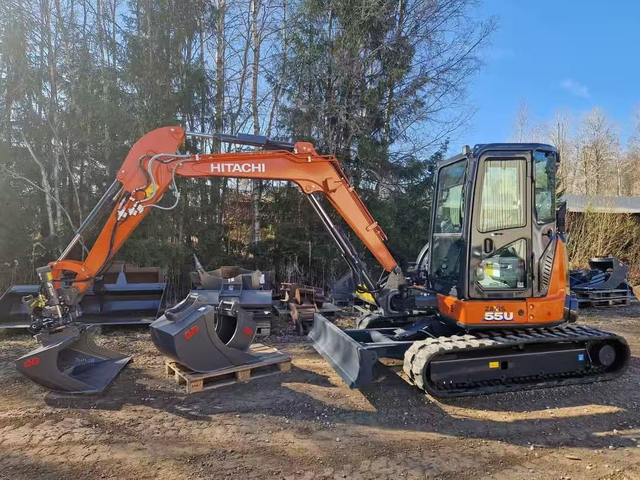 Used Hitachi ZX55 Mini Crawler Excavator with Hydraulic Pump
