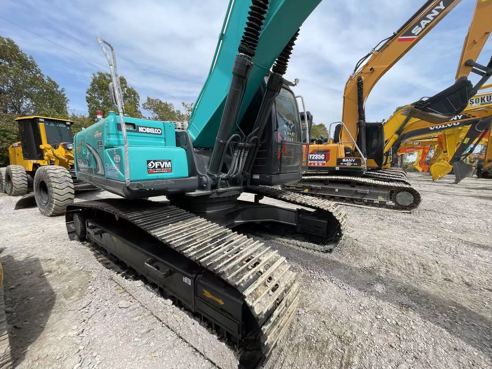 Used Kobelco SK260-8 Crawler Excavator with Cummins Engine in Good Condition