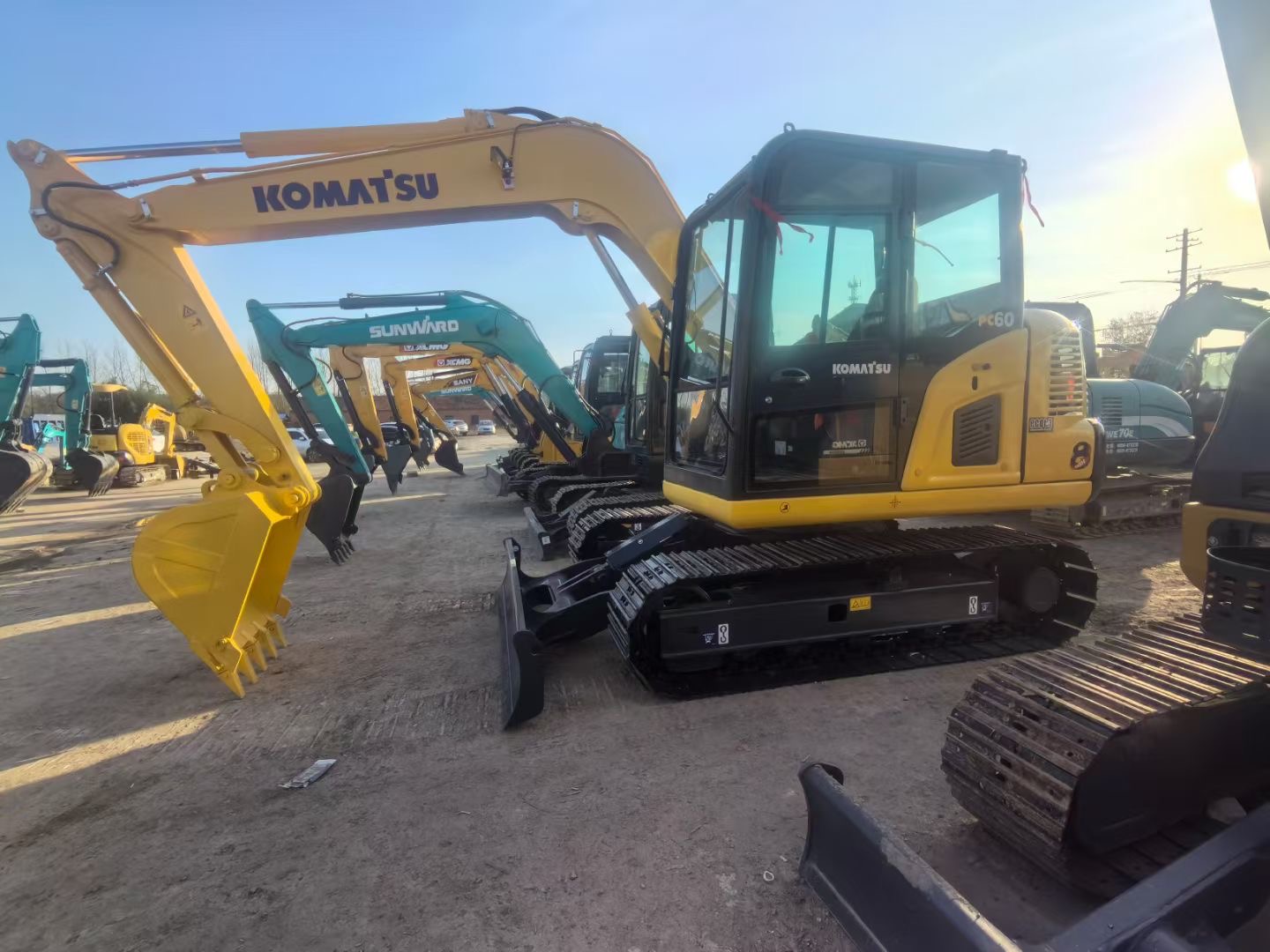 High Quality Komatsu PC60 Crawler Excavator on Sale Low Price 6t Hydraulic Mini Excavator 
