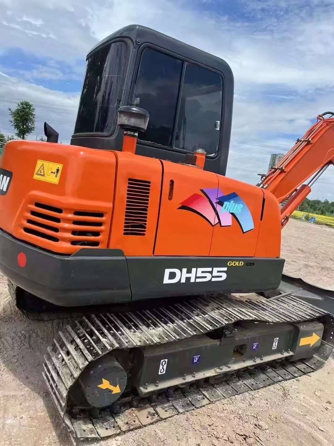 Used Doosan DH55 Mini Crawler Excavator with Hydraulic Pump